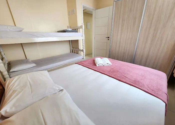 202-Apartamento Em Bombas 180Mtrs Do Mar