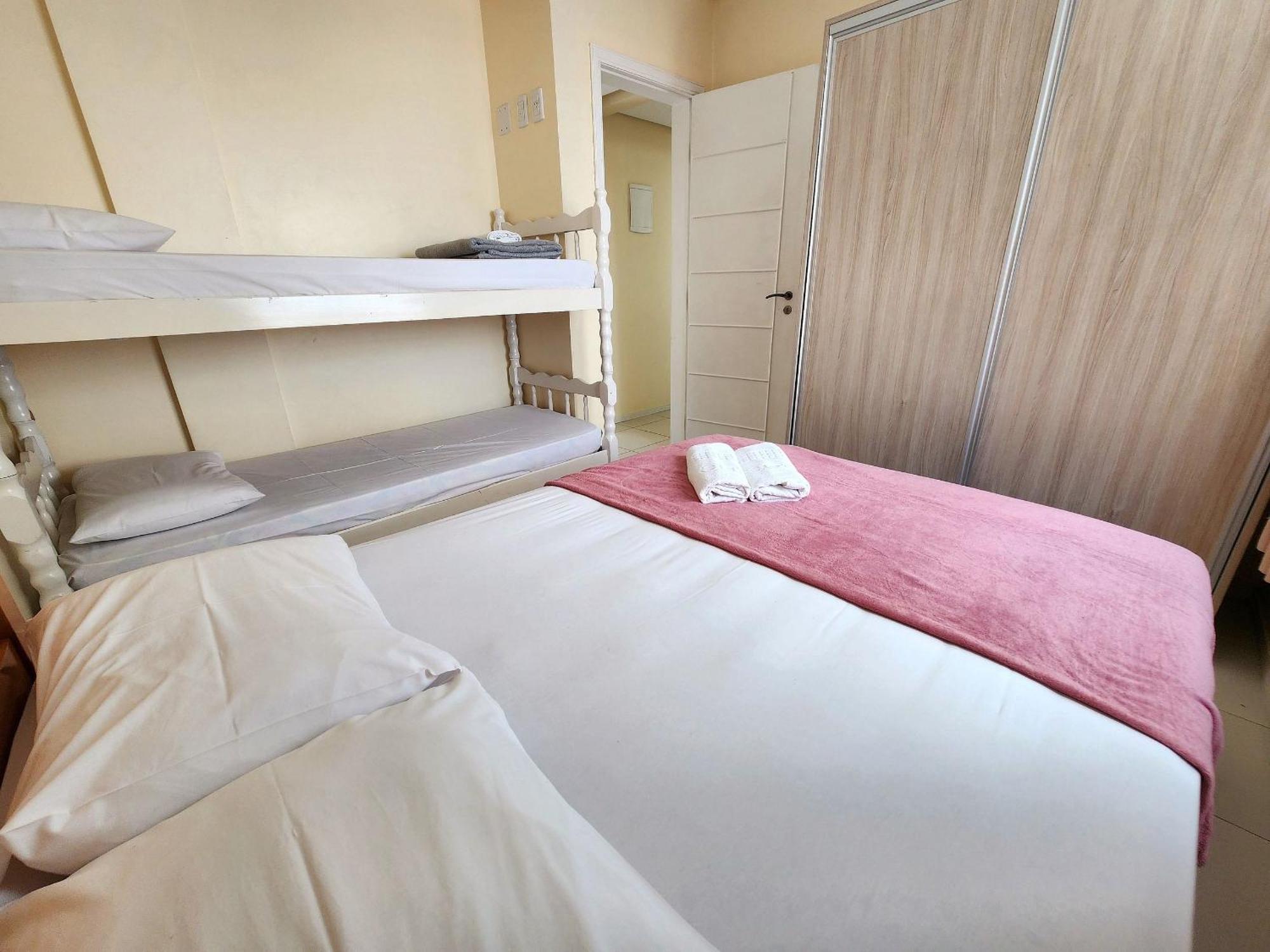 Apartamento 202-apartamento Em Bombas 180mtrs Do Mar