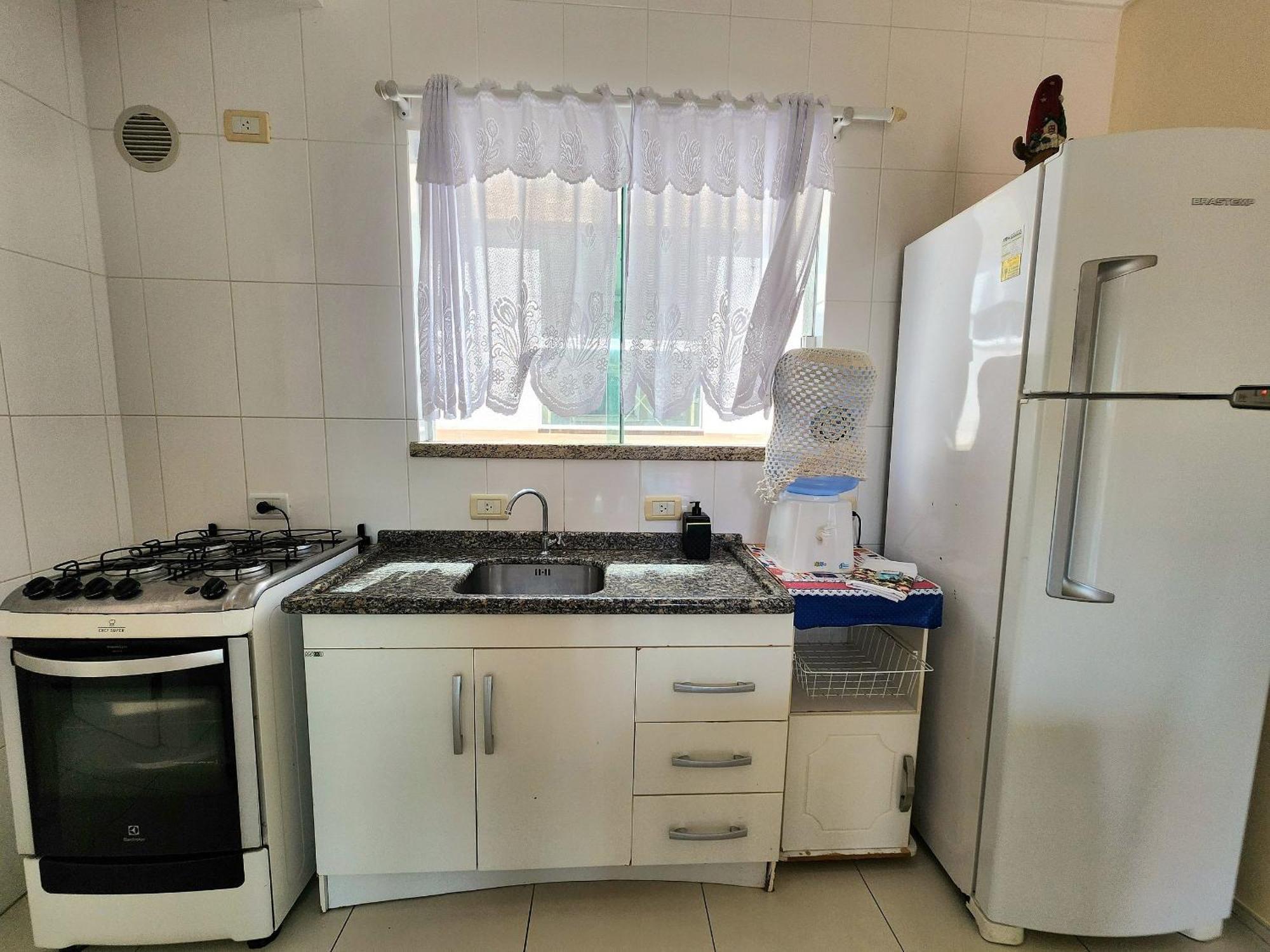 202-apartamento Em Bombas 180mtrs Do Mar *
